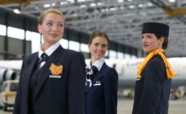 老年|世界各国空姐你都见过哪些国家的最喜欢哪个航空的空姐!