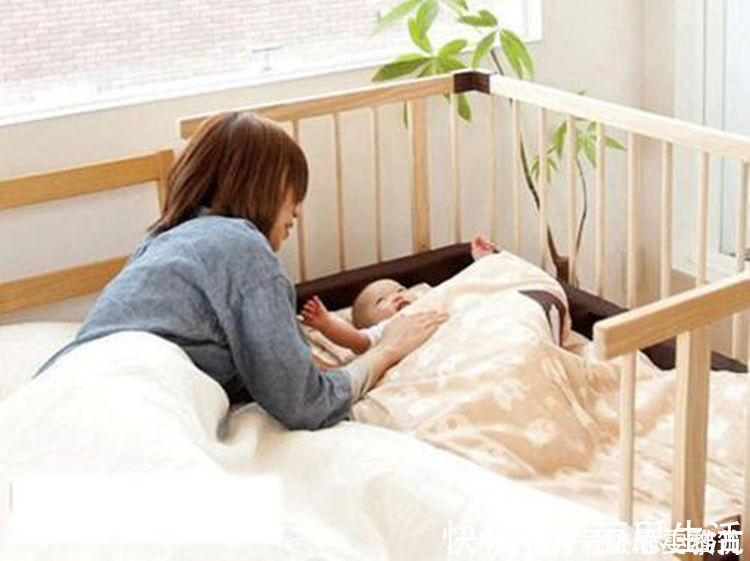 宝妈|“宁愿给孩子喝奶粉”闺蜜送来20袋母乳,宝妈笑着收下却转手扔掉