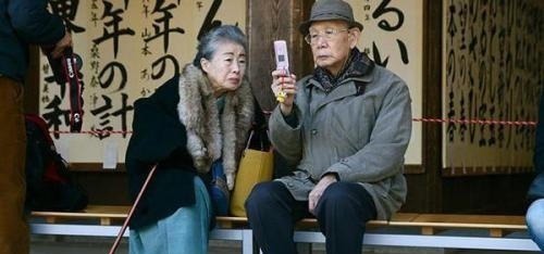 寿命长不靠多睡觉,也不靠多走路,而是坚持这3件事,健康又长寿