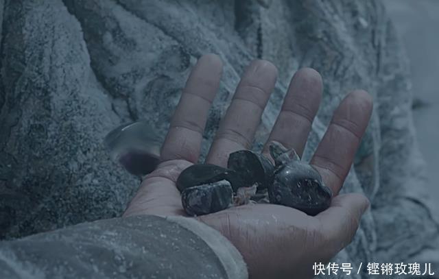 石磨 《雪国的篝火》重播,王劲松带你爬雪山,用生命体验粮食的珍贵