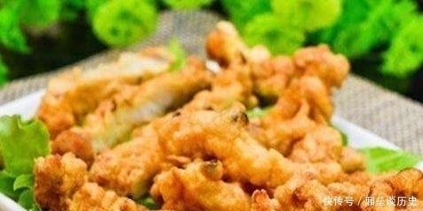 厨师长|酒店退休厨师长:炸酥肉时,记住这3个技巧,酥肉金黄又酥脆!
