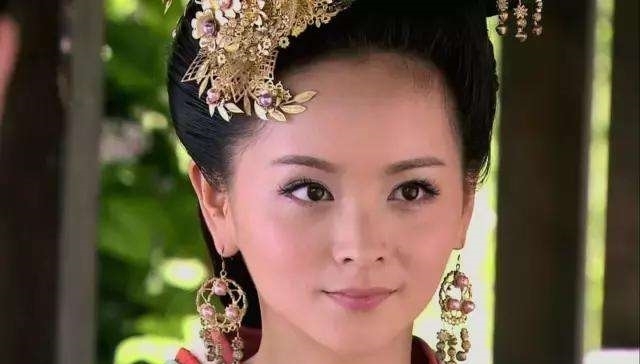 婚嫁|她是抛夫弃女的拜金女，二婚嫁给皇帝，还生下大汉天子