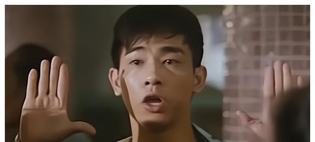 陈小春和张智霖，一个是社恐，一个是“社交NB症”，太有趣了