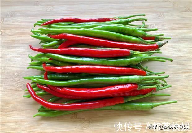 白酒|我家用了30年腌辣椒方法,一天就能吃,放一年不怕坏,爽脆入味