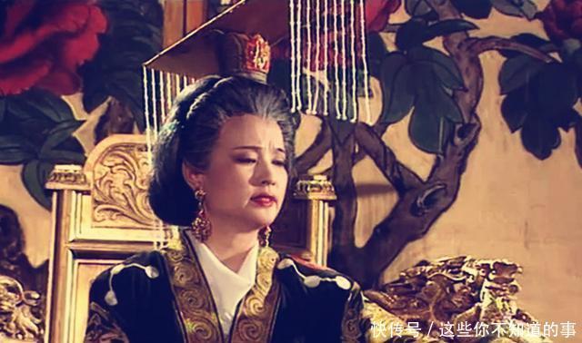 暴露|此人去世后,武则天悲痛说了四个字,暴露了两人之间的关系