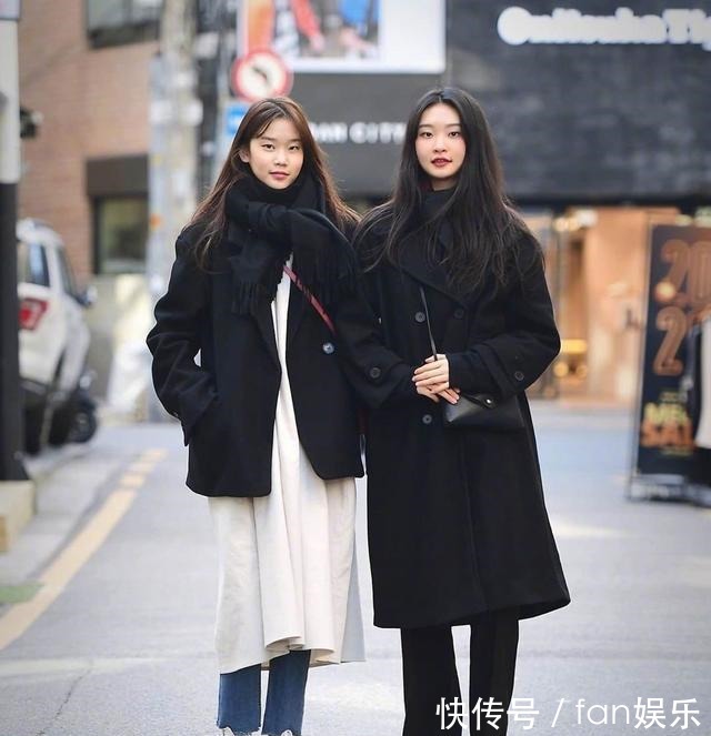 大衣+|黑色大衣有这一件就够了!跟着小小姐姐这样搭,美的高级又稳重!