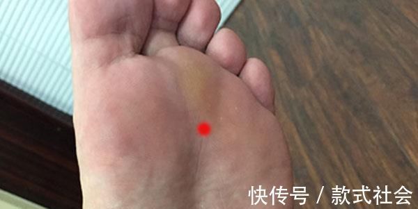 免疫力|50岁以上人群，多按摩这3个穴位，增强免疫力，离长寿更近一步