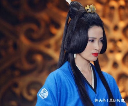 巅峰|她头婚嫁给一傻子，二婚直接当皇后，经历5次被废又重回巅峰