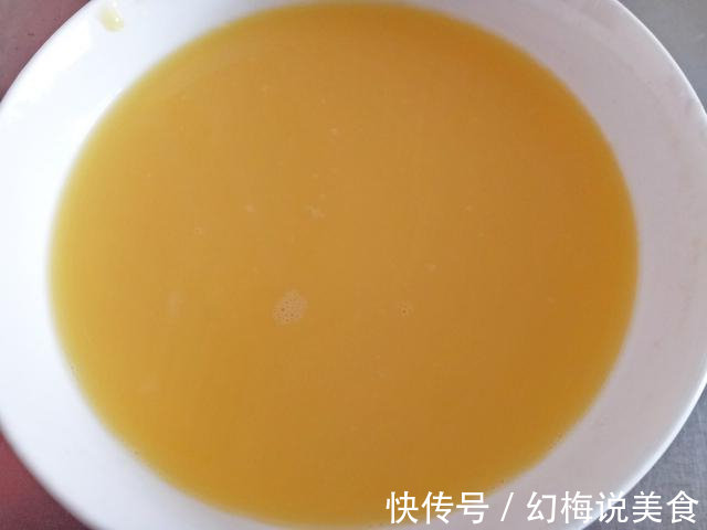 蒸鸡蛋羹时,不要加清水,这么做鸡蛋细腻无气孔,一上桌就抢光!