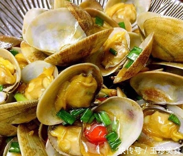 炒花甲怎么才能做出鲜味又没沙子?海边人教你正宗做法,巨赞!