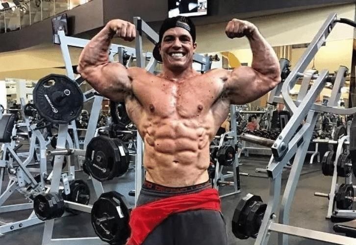 肌肉|同时健身，徒手练3个月的人与器械练1个月的人，肌肉差距有多大