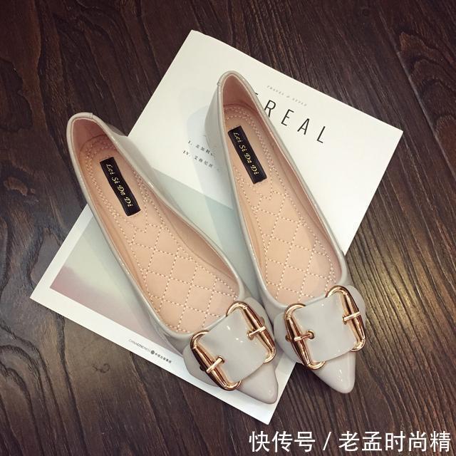 牛皮 方头鞋不是谁穿都好看,脚胖的女生还得穿尖头鞋,有范还修脚型