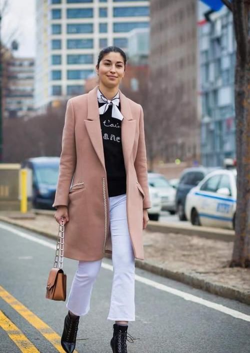 最近火了一种穿法叫，“卫衣+衬衫”，时髦显瘦，明星都上头了！