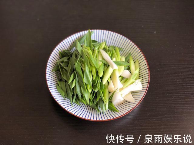 青蒜|色香味俱全的回锅肉，简单易上手，肥而不腻下饭美味