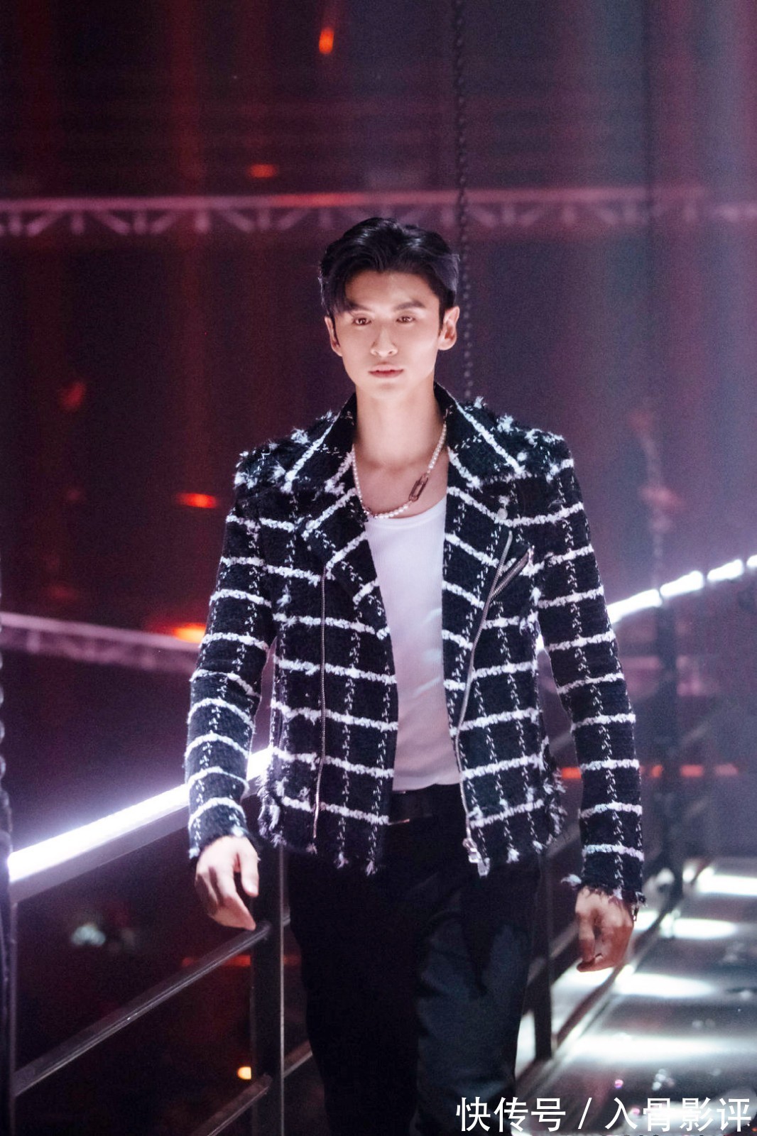 趙文卓|《披荊斬棘的哥哥》：哥哥們互送禮物太戳心，李承鉉專訪糖分超標(biāo)