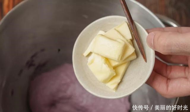 去面包店买面包,这4种少买!烘焙师只有不懂的人才会吃!