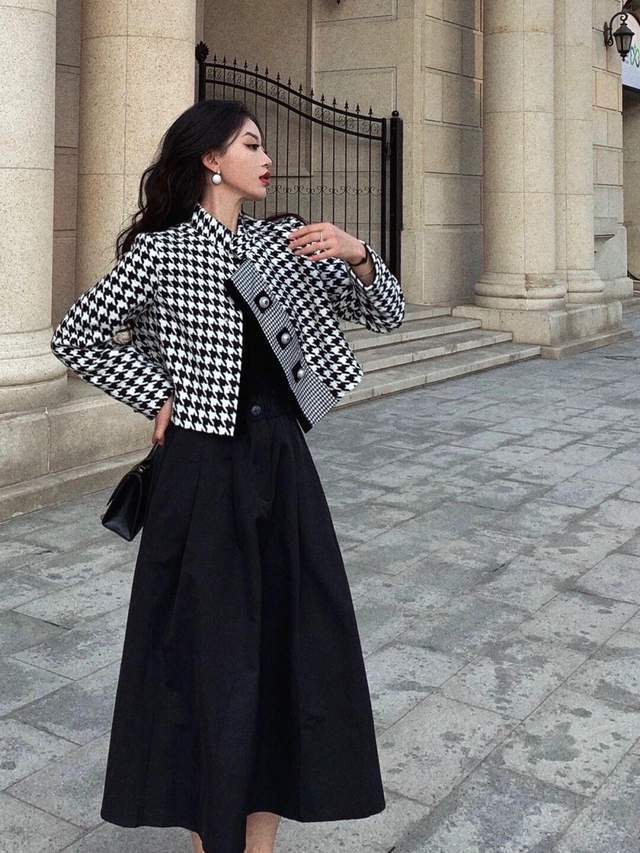 bl40+职场熟女不必年龄焦虑!学会这几套通勤风,能让你提高气质