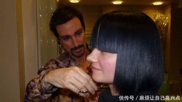 理发|世界上最贵的发型师,理发一次20万起步,土豪明星都得排队预约!