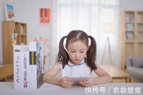 手机游戏|孩子看手机上瘾?家长光苦恼没用,掌握这3点孩子乖乖把手机给你