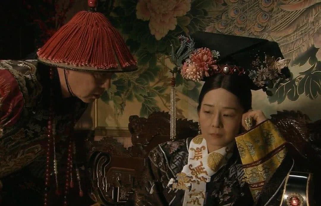 光绪|光绪与慈禧反目，却对李莲英不胜感激，只因李莲英做了这样一件事