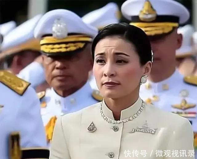 42岁苏提达才是泰王心尖的人!红色旗袍演绎中国风,凤仪万方太美