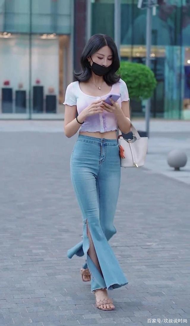 选择|都市时尚女性,穿搭虽然偏向简单,但魅力却一点不少!