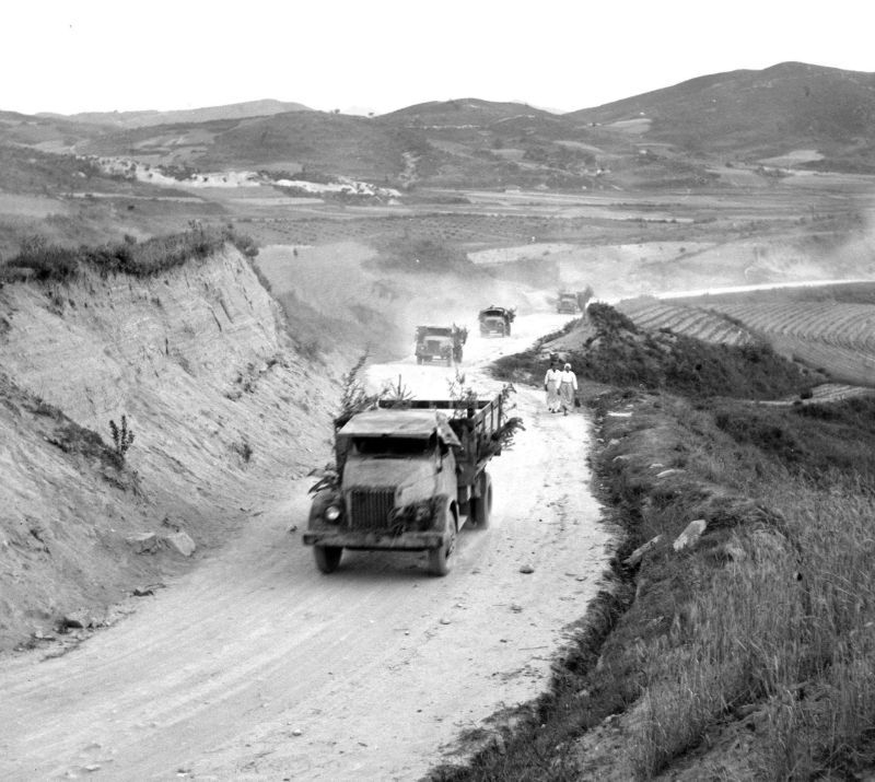 摄影组组长|来自朝鲜战场的影像笔记