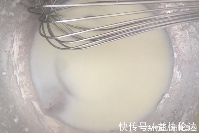 开裂|新手也会做的戚风蛋糕,不缩腰塌陷开裂,保证一次成功