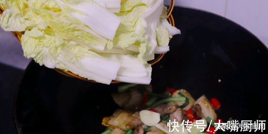 ?做白菜炖粉条，别搞错了顺序，教你3个技巧，做出地道“东北味”