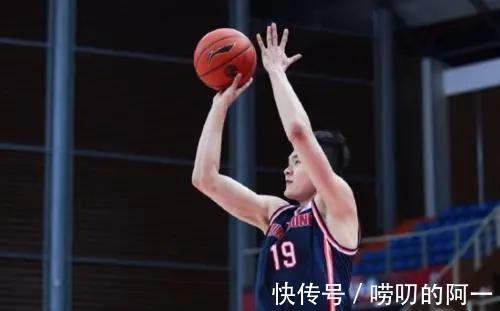 汤杰|广东队如果签下汤杰,哪位球员最有可能会被他所取代?