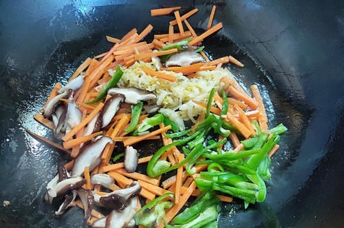 脂肪|脂肪最怕“它”,减脂期间要多吃,清肠刮油排宿便,腰肢也变细了