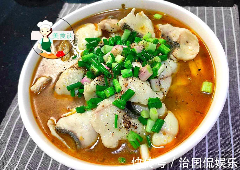 煮鱼片时，第一步先下锅就错了，厨师长教您一招，鱼嫩滑不腥不散