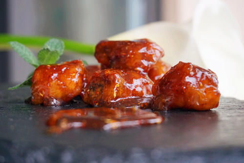 面糊|怪味排骨，酥脆琥珀糖衣配上猪小排，甜辣鲜香横扫味蕾