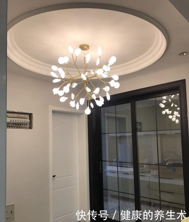 电视墙|新房完工,进门就被玄关吊顶给美到了,真漂亮,不过电视墙也不错!