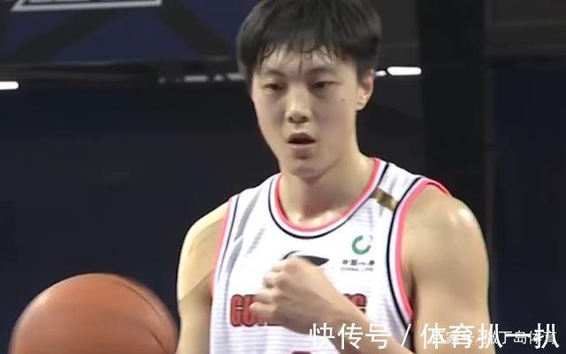 胡林森|内外开花攻守满分,广东男篮大胜四川,易建联得心应手