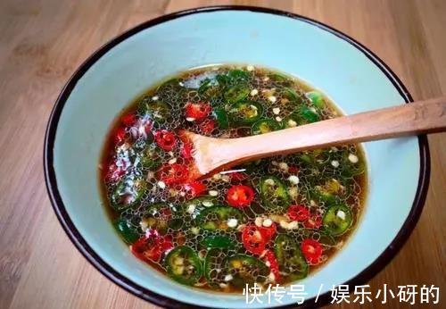 玉米淀粉|这道菜,让一个饭店火了30年,今天把配方教给大家,看完都收藏了