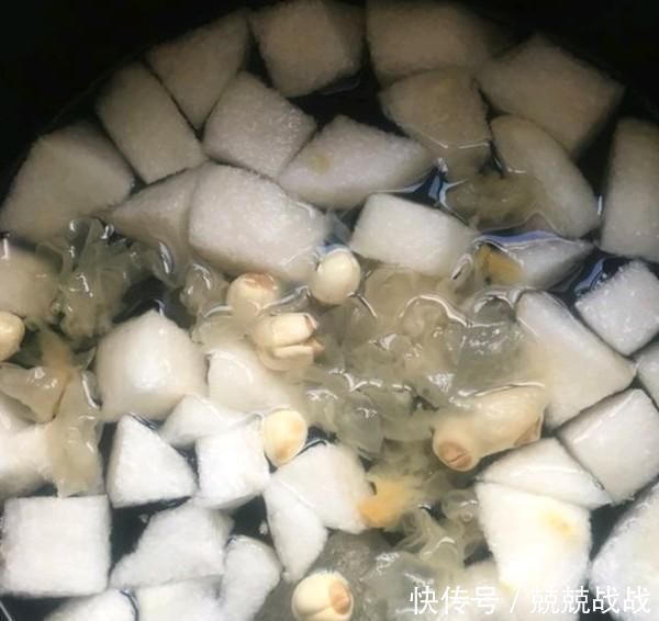 “天然盘尼西林”终于被发现,隔三差五做一碗,清肺化痰,防咳嗽