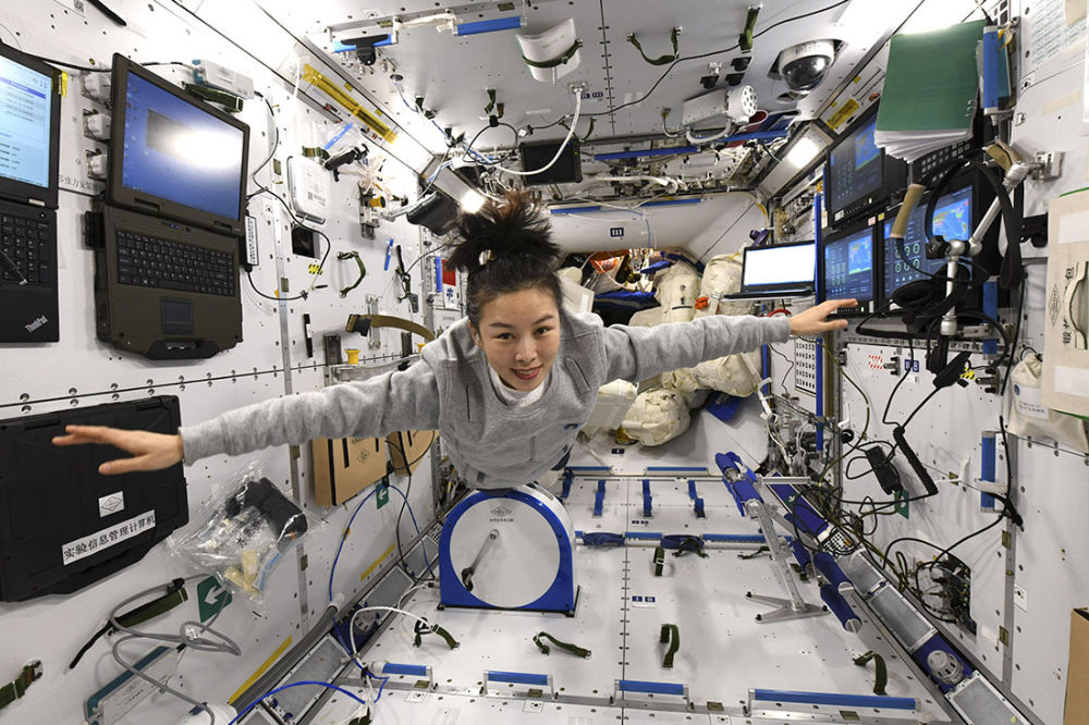 Chinese|Chinese taikonaut Wang Yaping’s space life