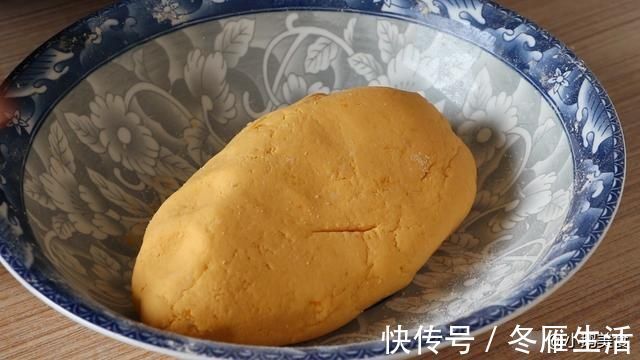 糯米粉|红薯这吃法太香了，老做法教会你，春节家宴做一锅，端上桌就扫光