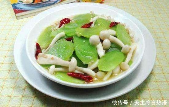 每天可以坚持吃3种美食,营养丰富,滋润肌肤,早吃早好