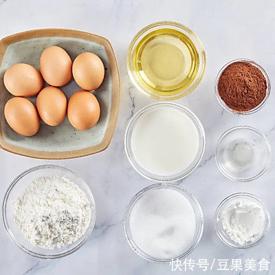 可可戚风蛋糕 | 保姆级教程,一次就学会「海氏i7烤箱食谱」