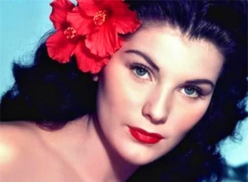 美国|他是宋氏三姐妹孙辈唯一后人,父亲是大亨,母亲是好莱坞知名女星