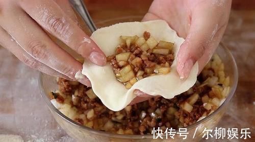 全家|夏天要多吃冬瓜，教你1个新吃法，给红烧肉也不换，全家爱吃