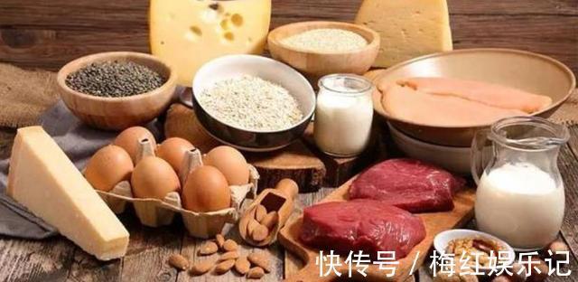 黄曲霉菌|肝不好不能吃西红柿?医生建议:若想肝脏好,这2种食物要少吃