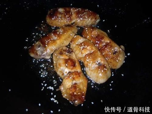 做鸡翅，分享简单烹饪方法，鸡翅外酥里嫩，孩子特别爱吃