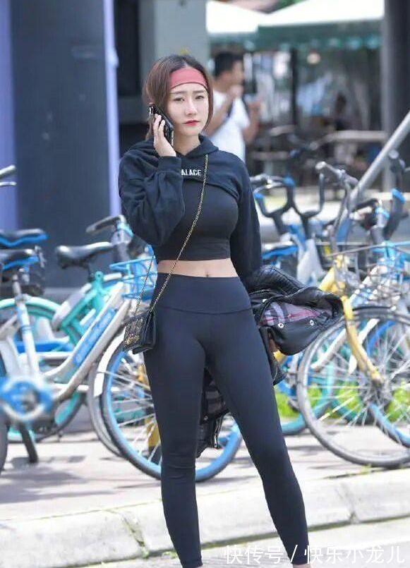 时髦 打底裤的穿搭带来骨感美,穿出女神气质,不仅时髦还无敌显瘦