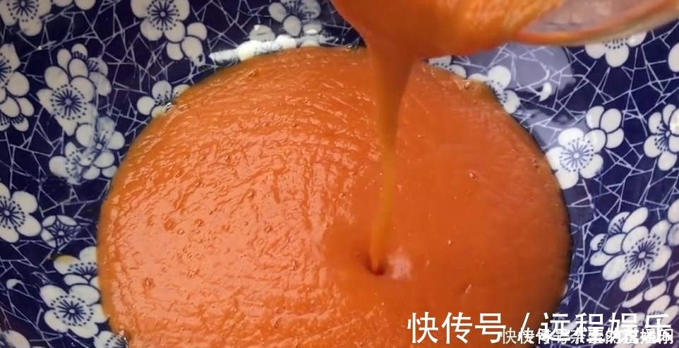 亲爱的|教你用南瓜做美食,出锅香甜柔软,面包筋道,非常好吃