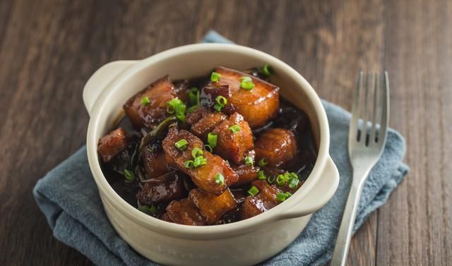 整理|红烧肉的做法大全,整理了23种红烧肉做法,简单、实用、好吃