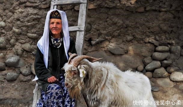 历史|让人敬佩的民族兄弟,他们蓝眼睛,说外国语,却时刻守卫祖国边疆!