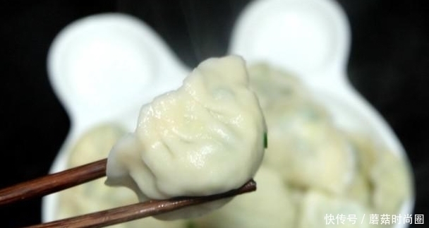 韭菜鸡蛋馅|这个馅的饺子太香了,我这个做法只有少数人知道,不出水味更美!